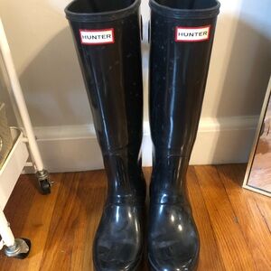 Wide calf tall hunter boots